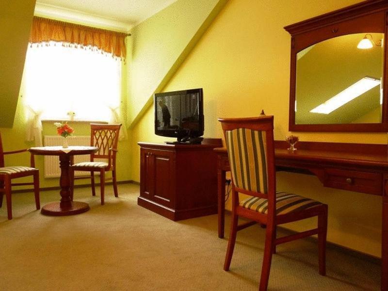 Hotel Zajazd Sokol Nienadówka Zimmer foto
