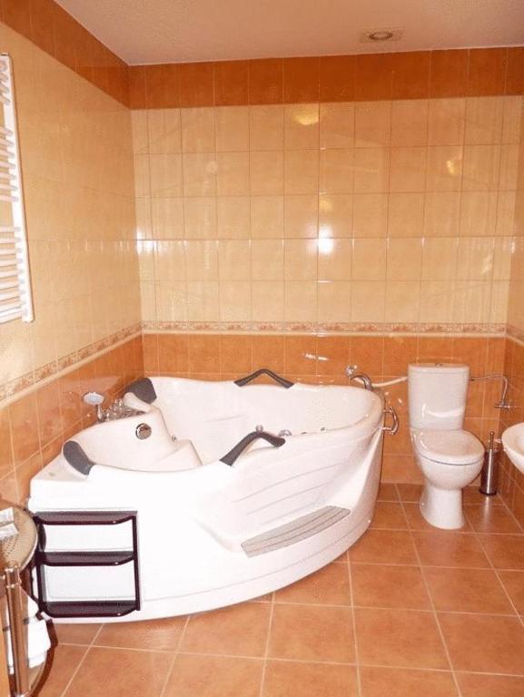Hotel Zajazd Sokol Nienadówka Zimmer foto
