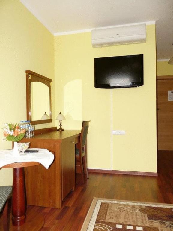 Hotel Zajazd Sokol Nienadówka Zimmer foto